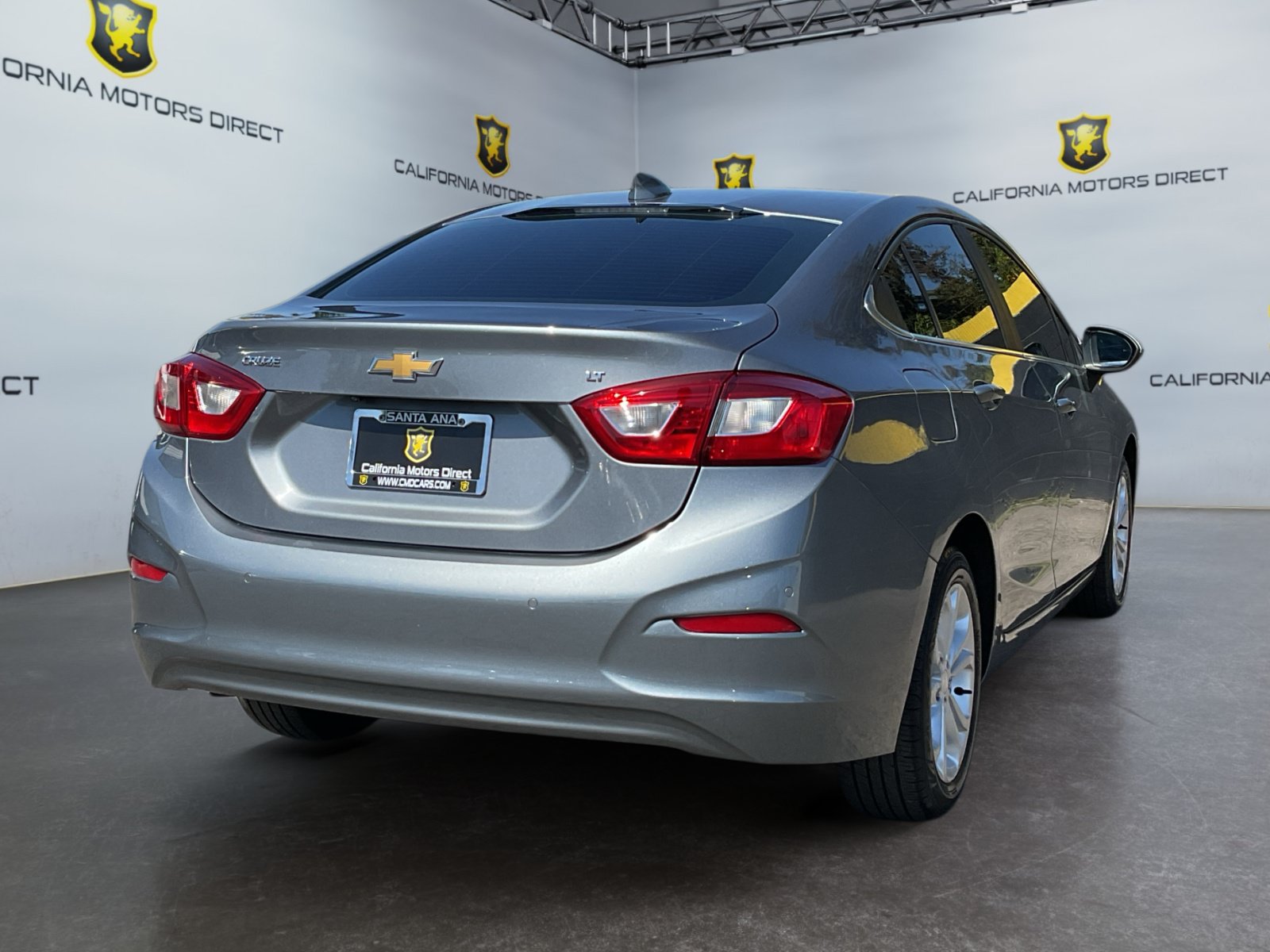 Used 2019 Chevrolet Cruze LT w/ Convenience Package FWD image 5