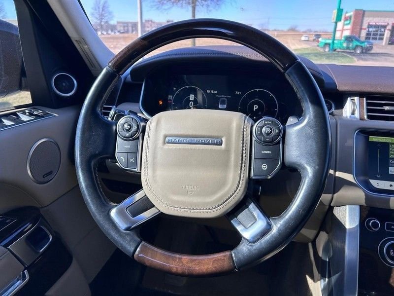 Used 2017 Land Rover Range Rover HSE image 14