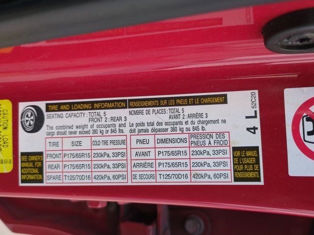 Used 2014 Toyota Yaris L image 14