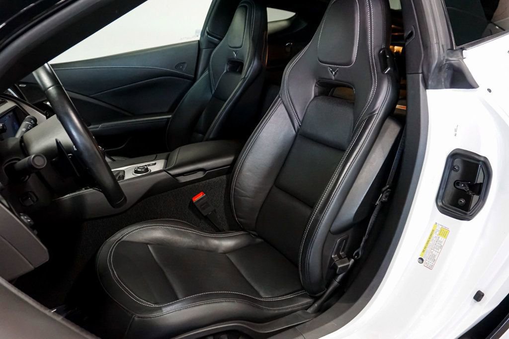 Used 2019 Chevrolet Corvette Z06 w/ Z07 Performance Package image 10