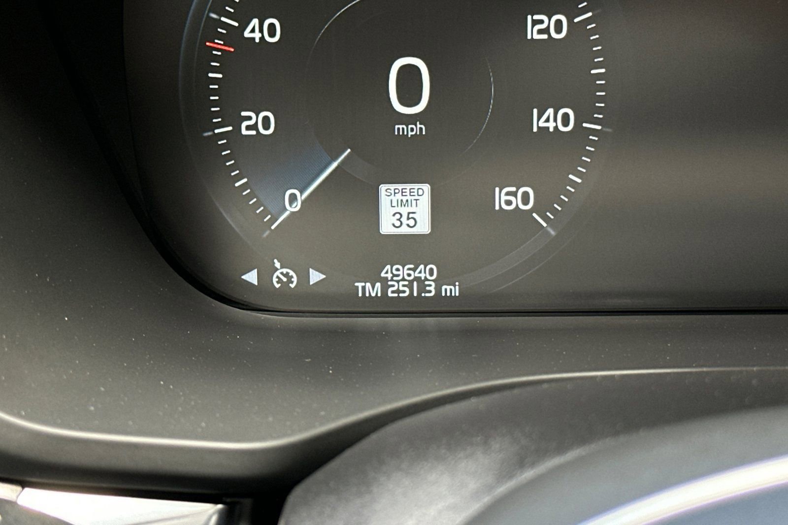 Used 2020 Volvo XC60 T5 Momentum w/ Protection Package Premier FWD image 26