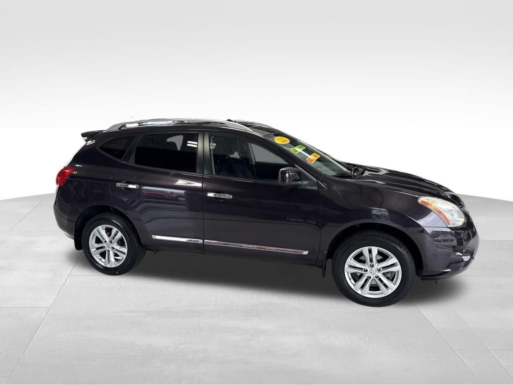 Used 2013 Nissan Rogue SV w/ Premium Pkg AWD/4WD image 7
