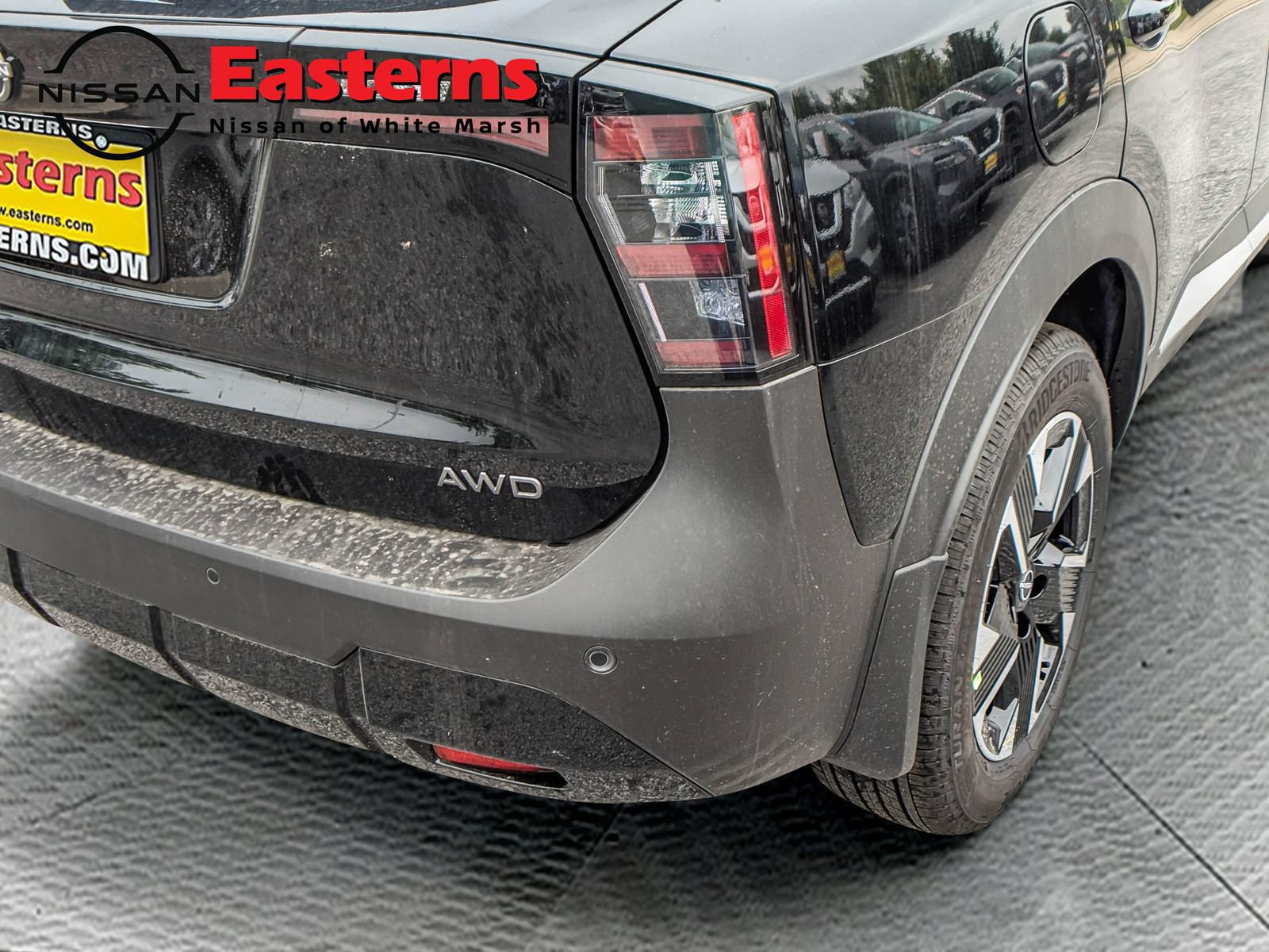 New 2025 Nissan Kicks SV AWD/4WD image 11