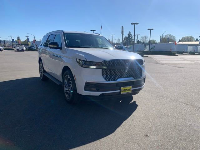 New 2026 Lincoln Navigator Premiere AWD/4WD image 11