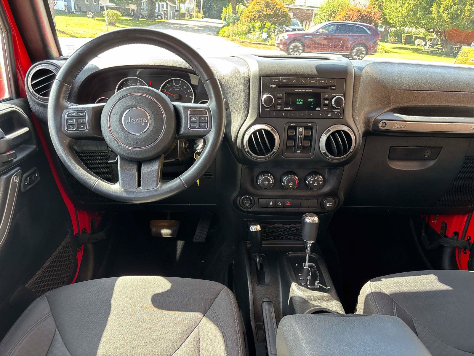 Used 2018 Jeep Wrangler Unlimited Sport S AWD/4WD image 10