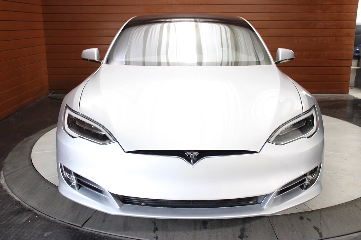 Used 2018 Tesla Model S 75D AWD/4WD image 2