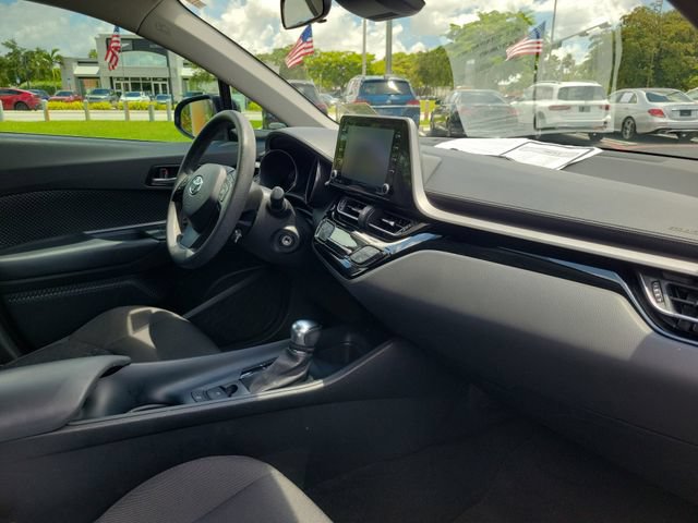 Used 2021 Toyota C-HR LE FWD image 26