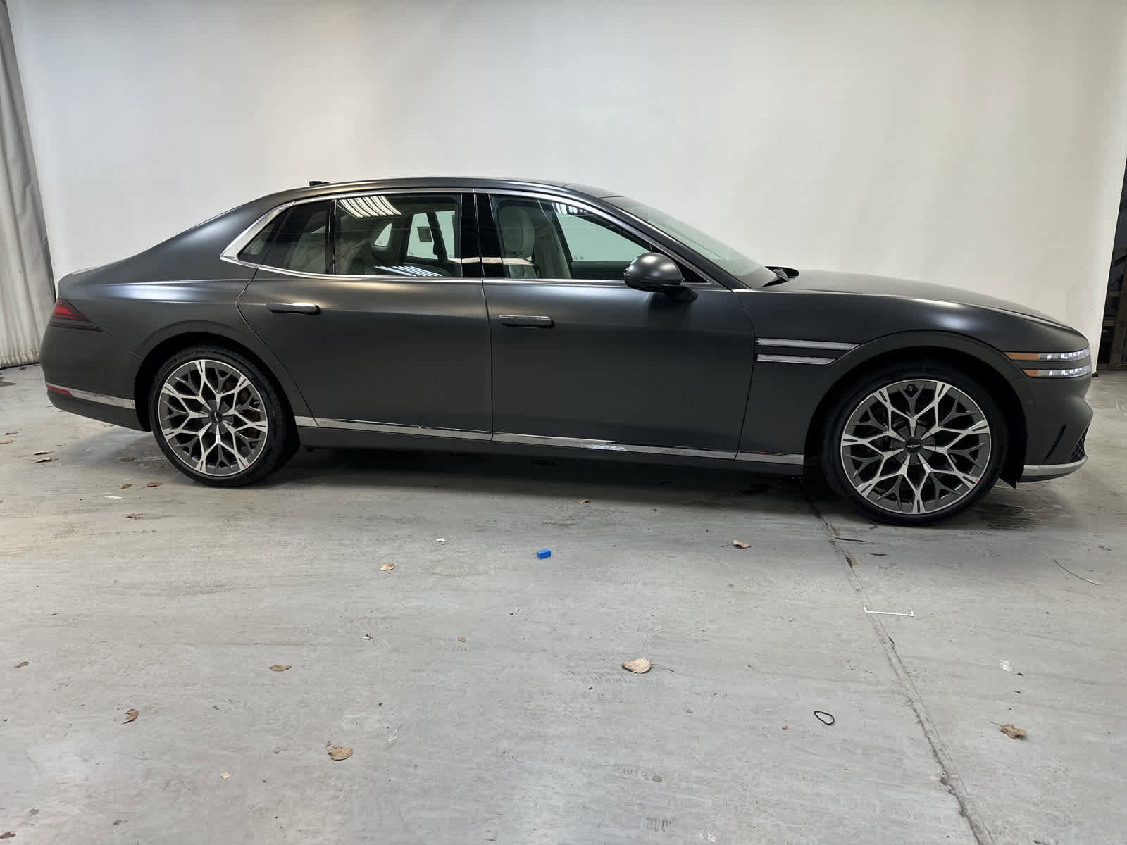 New 2024 Genesis G90 3.5T image 7