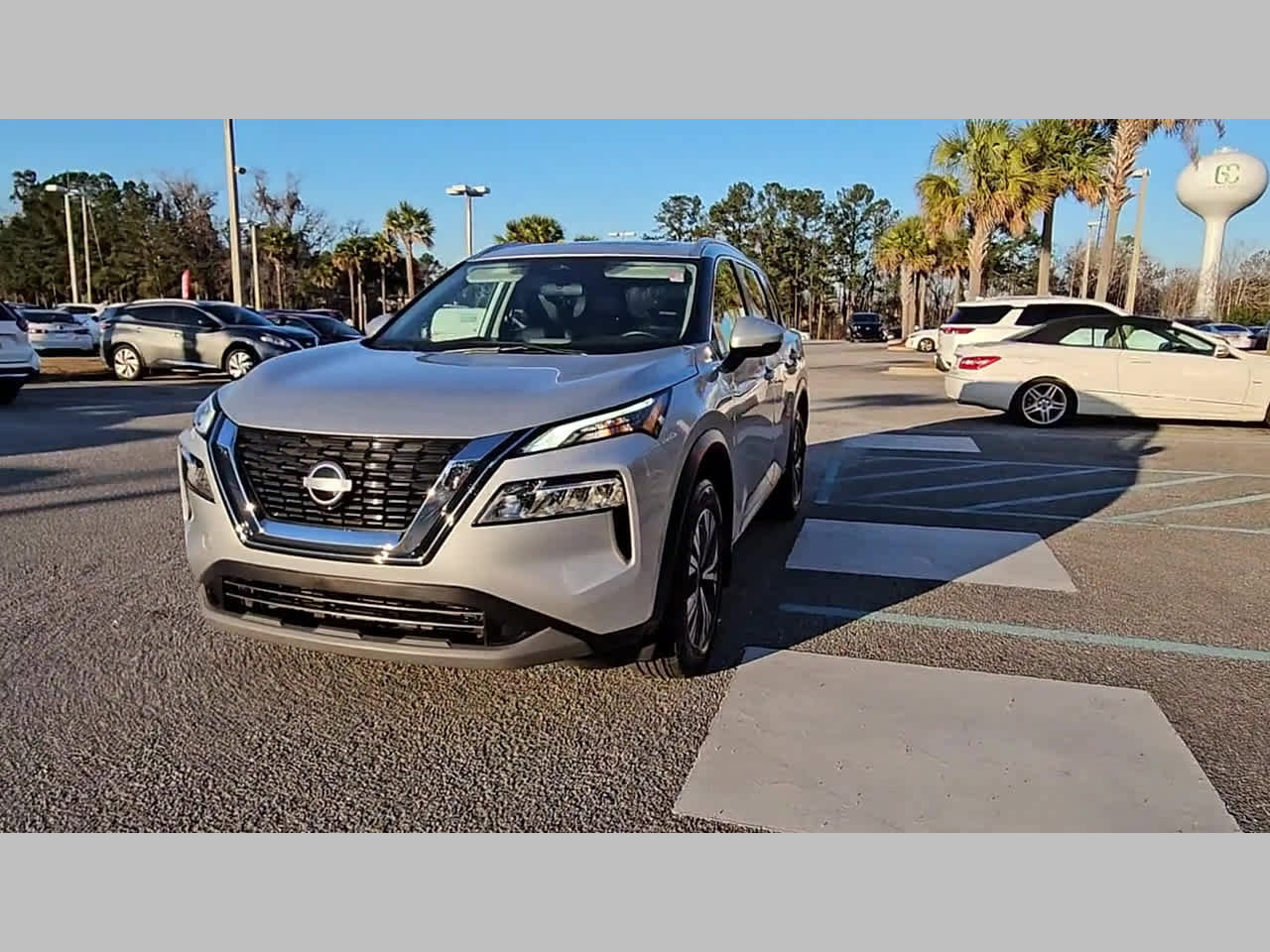 Used 2022 Nissan Rogue SV w/ SV Premium Package image 22