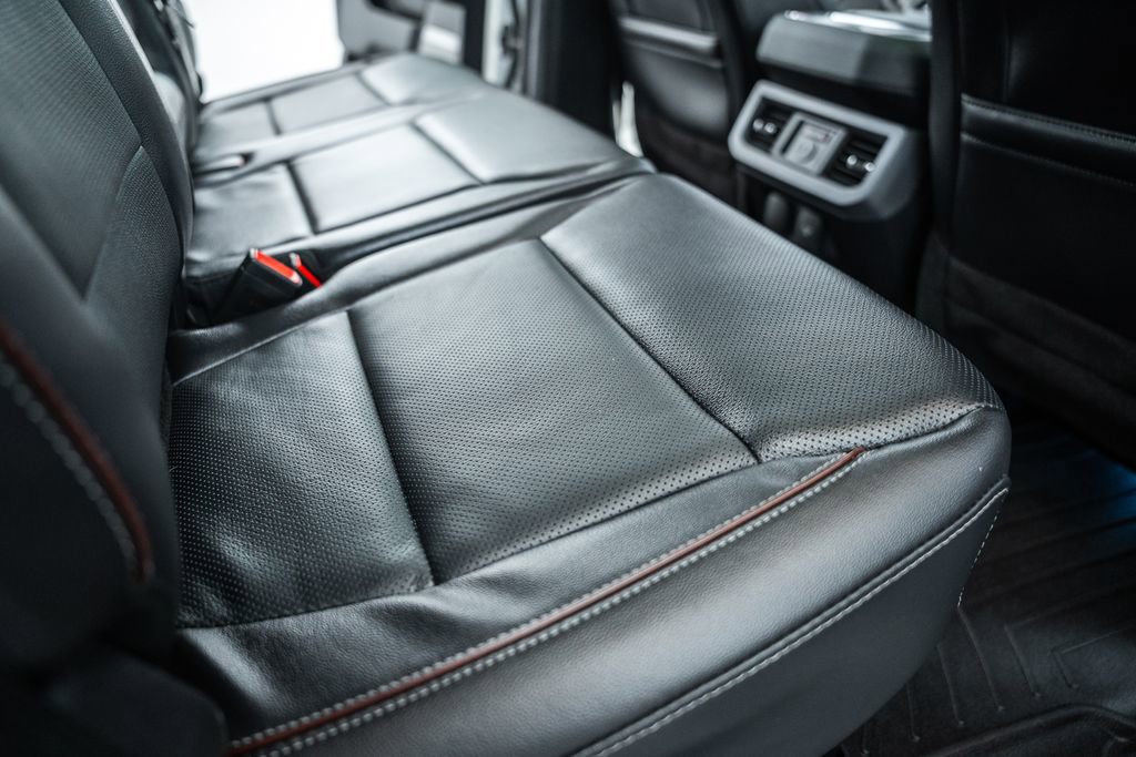 Used 2024 Ford F250 Lariat w/ Lariat Ultimate Package image 39