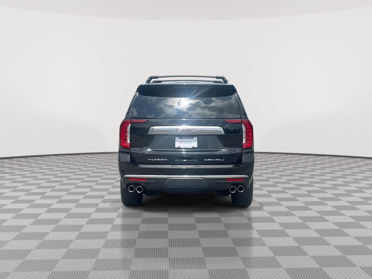 Used 2022 GMC Yukon Denali AWD/4WD image 7