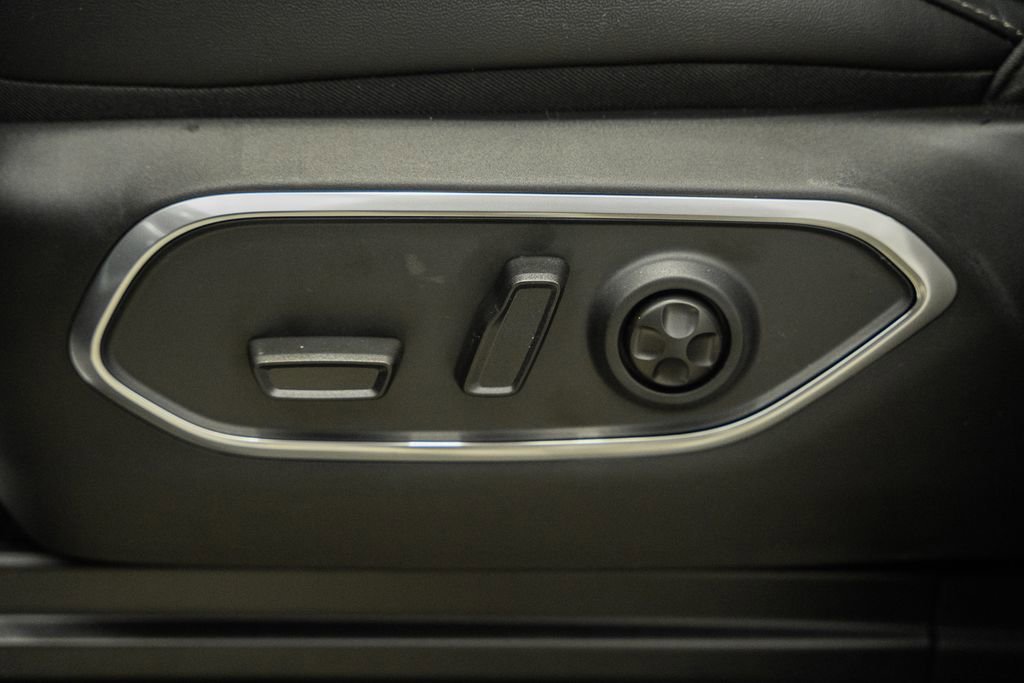 New 2026 Jeep Grand Wagoneer 4WD image 43