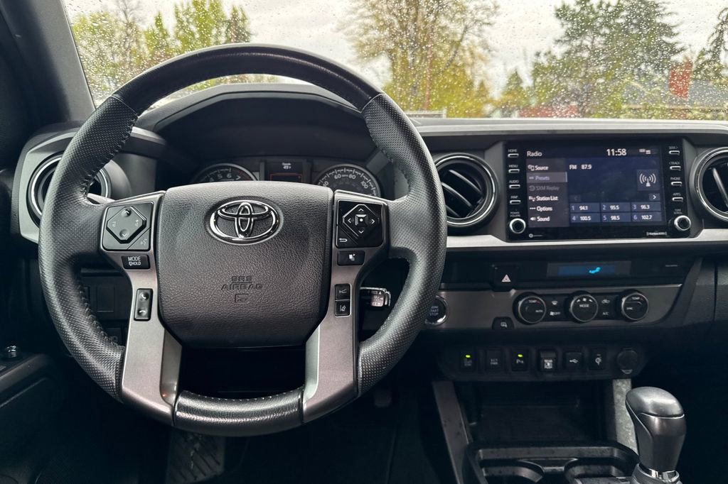 Used 2021 Toyota Tacoma TRD Sport w/ Technology Package RWD image 14