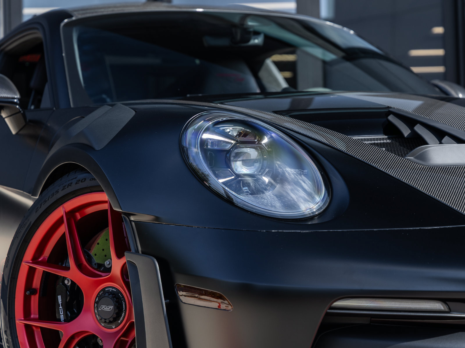Certified 2025 Porsche 911 GT3 RS RWD image 29