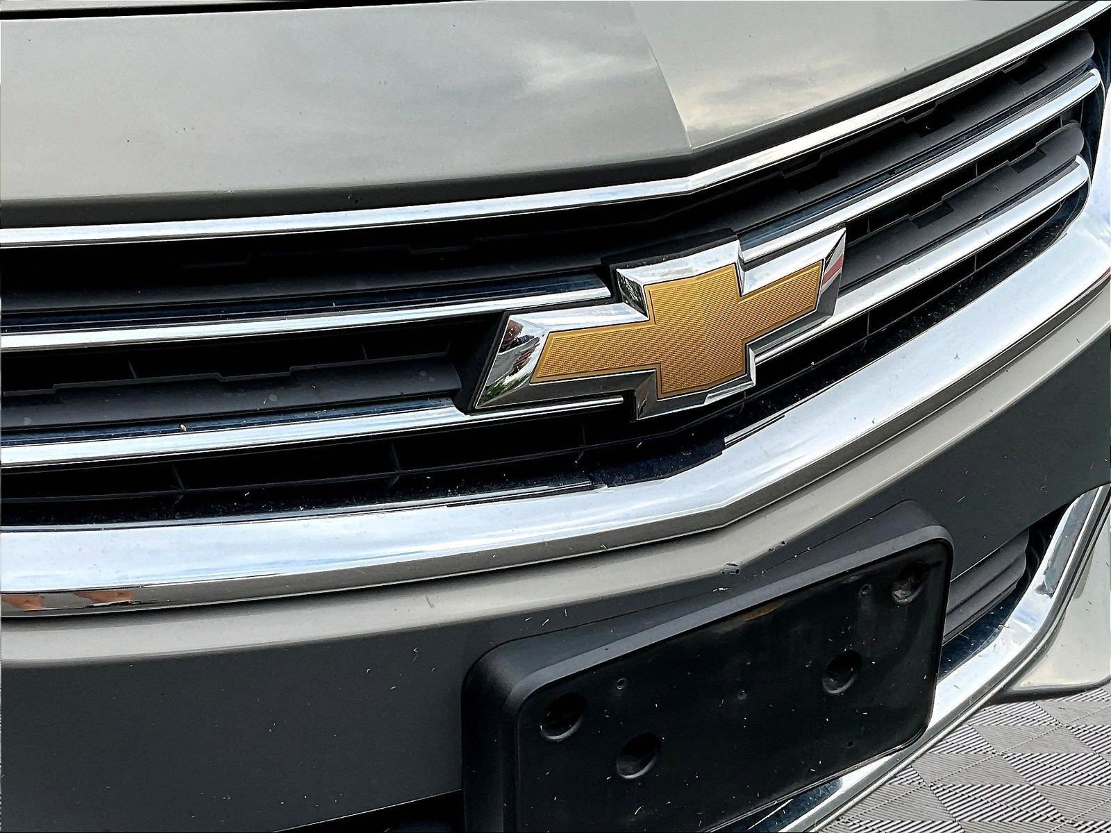 Used 2019 Chevrolet Impala LT FWD image 30