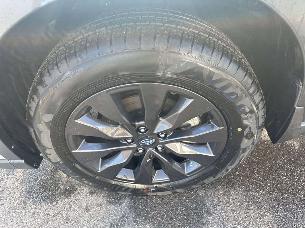 Certified 2025 Subaru Outback Onyx Edition image 33