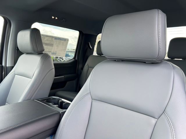 New 2025 Ford F150 Lightning Flash AWD/4WD image 19