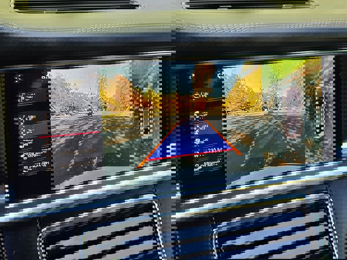 Used 2020 Porsche Panamera 4S image 42