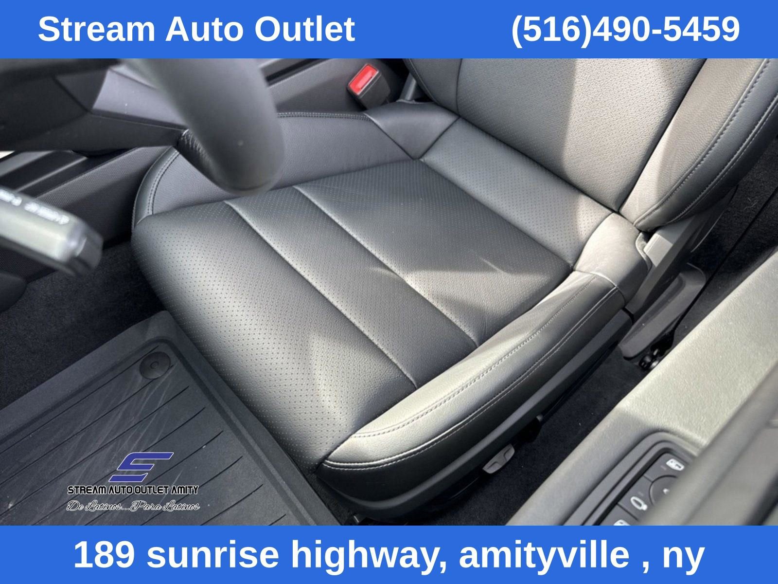 Used 2023 Porsche Taycan 4S AWD/4WD image 43