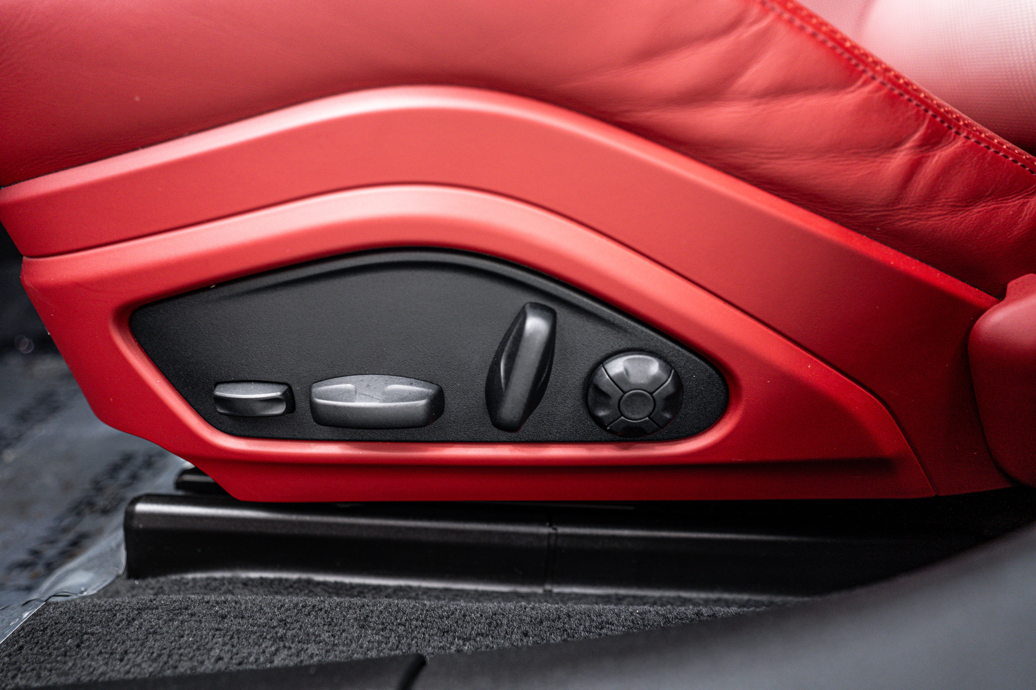 Used 2022 Porsche Panamera 4 image 19