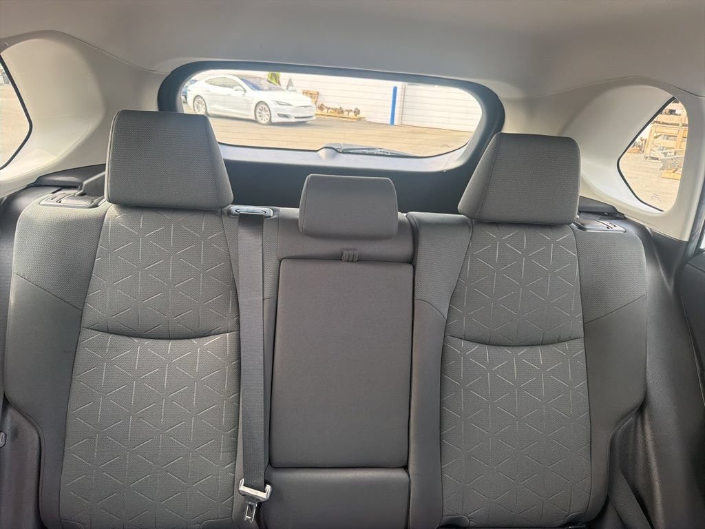 Used 2023 Toyota RAV4 XLE AWD/4WD image 41