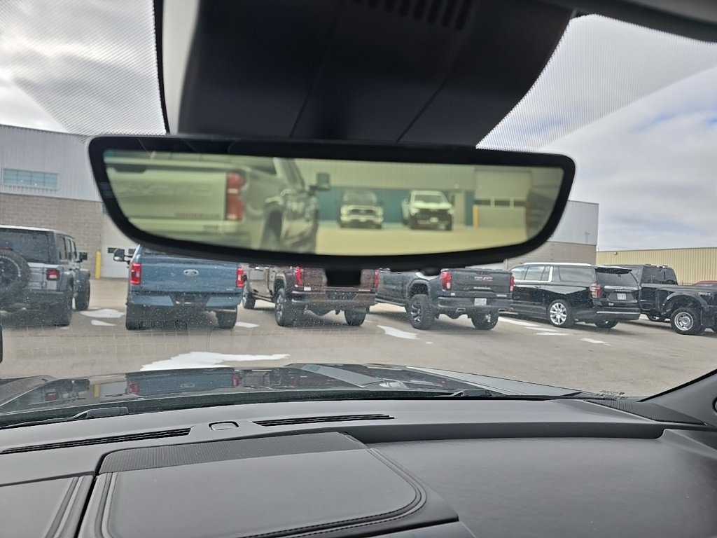 Used 2025 GMC Yukon XL Denali Ultimate image 26