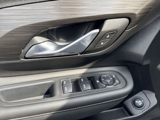 Certified 2024 GMC Terrain SLE w/ Driver Convenience Package image 15