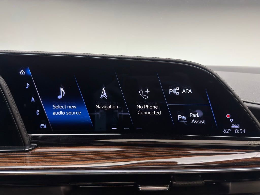 Used 2023 Cadillac Escalade ESV Premium Luxury image 15