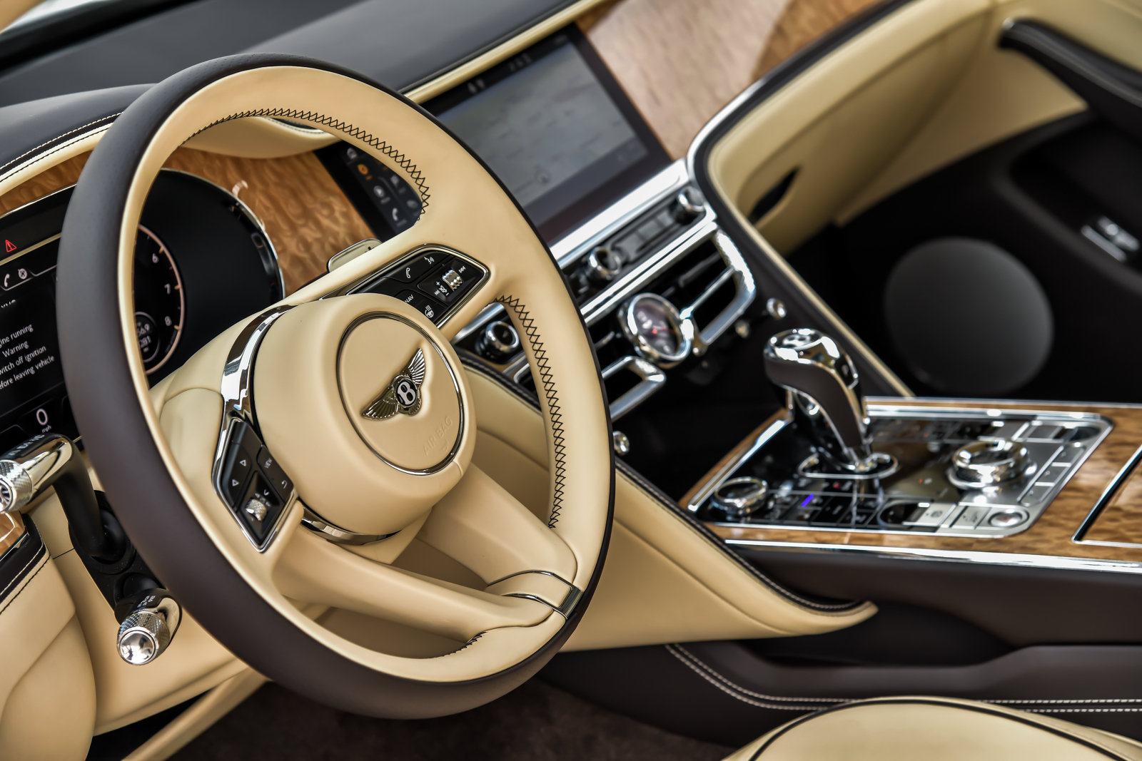 Certified 2021 Bentley Flying Spur V8 AWD/4WD image 19