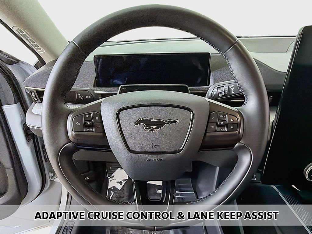 Used 2023 Ford Mustang Mach-E Select image 4