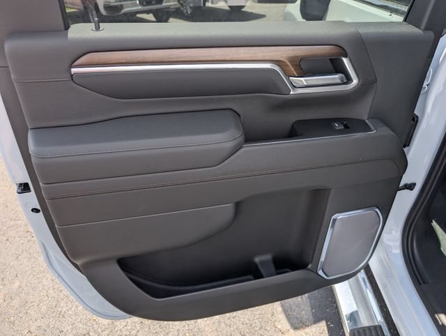 New 2026 Chevrolet Silverado 2500 High Country w/ High Country Premium Package AWD/4WD image 12