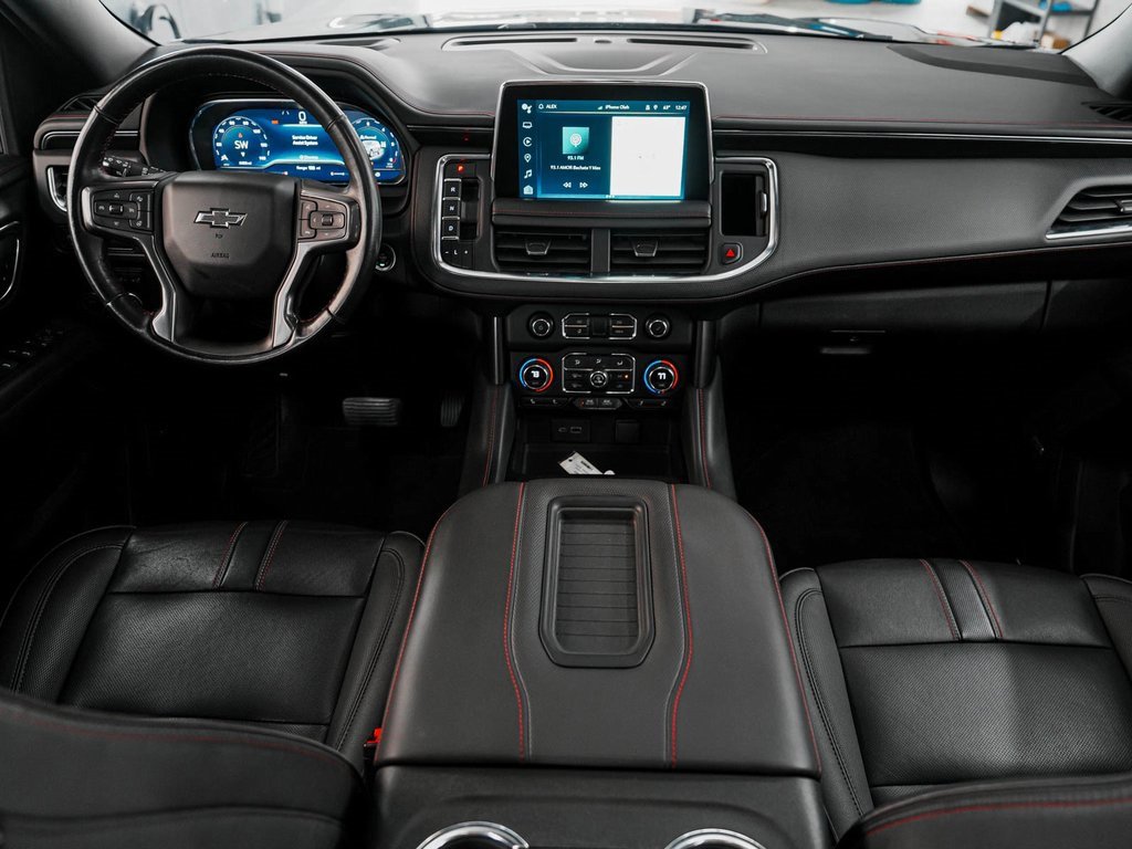 Used 2022 Chevrolet Suburban RST w/ Sport Performance Package image 37