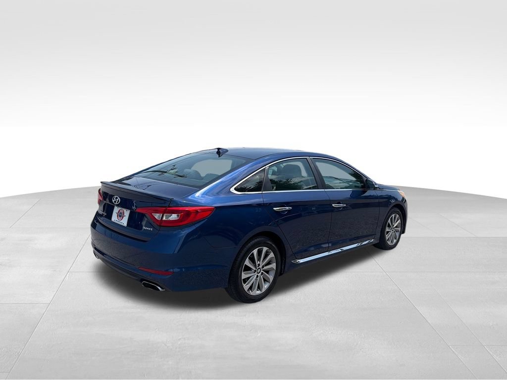 Used 2015 Hyundai Sonata Sport w/ Option Group 03 FWD image 6