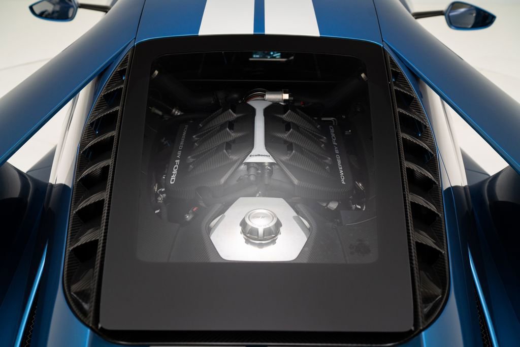 Used 2019 Ford GT RWD image 76