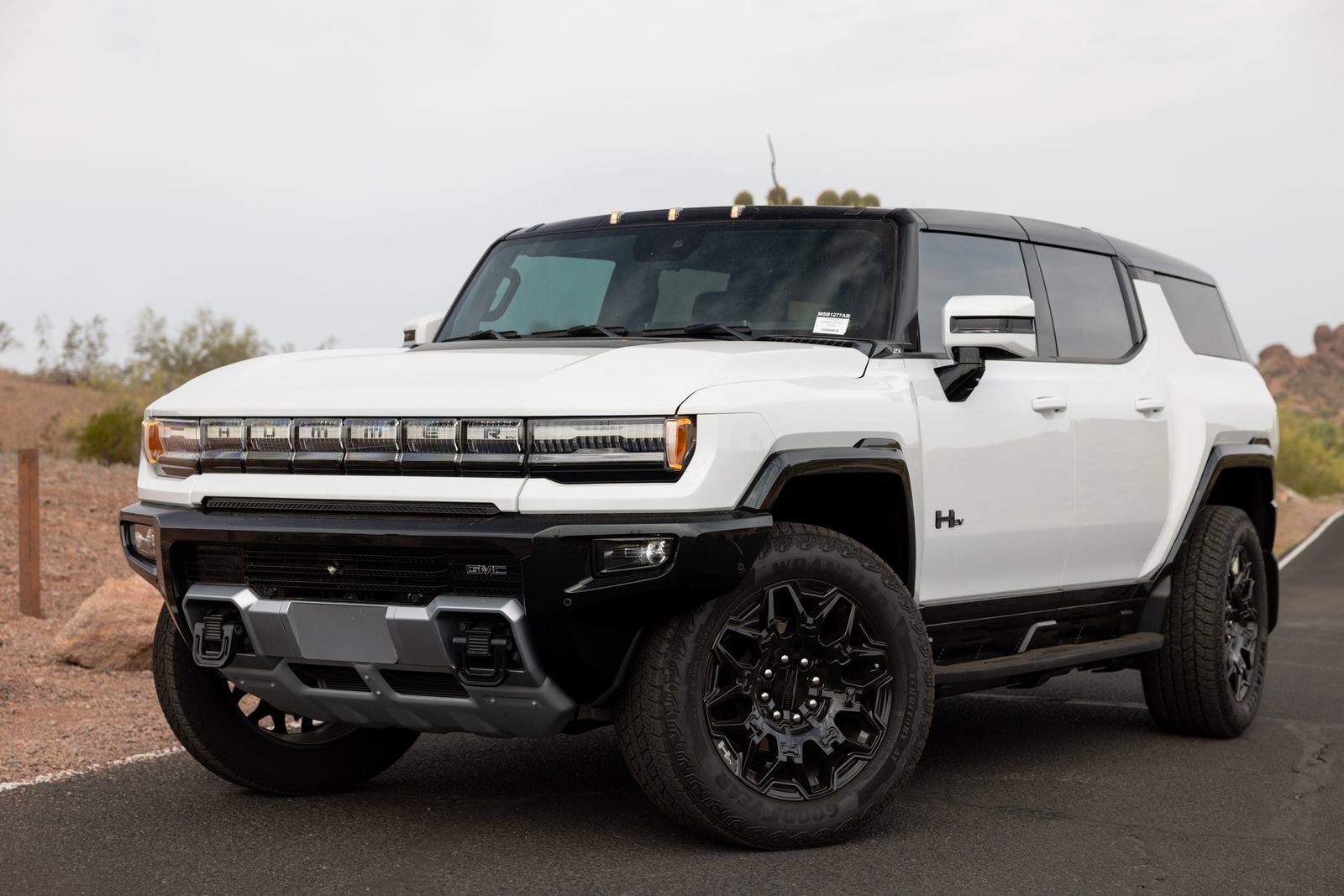 Used 2025 GMC Hummer EV 2X image 10