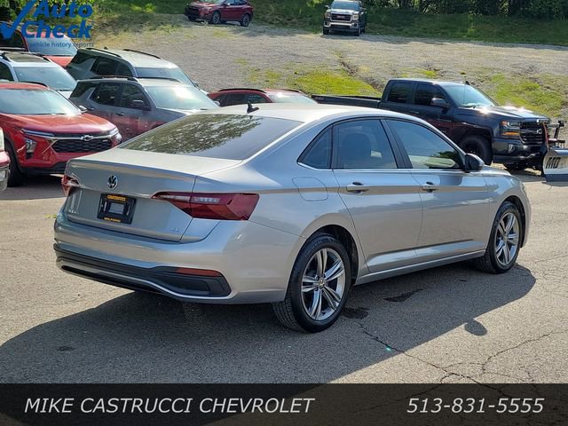 Used 2024 Volkswagen Jetta SE FWD image 5