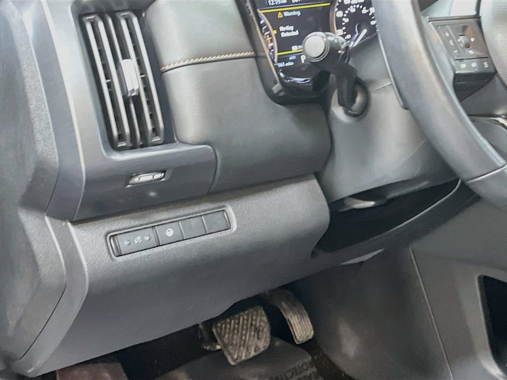 Used 2024 Nissan Pathfinder Rock Creek AWD/4WD image 10