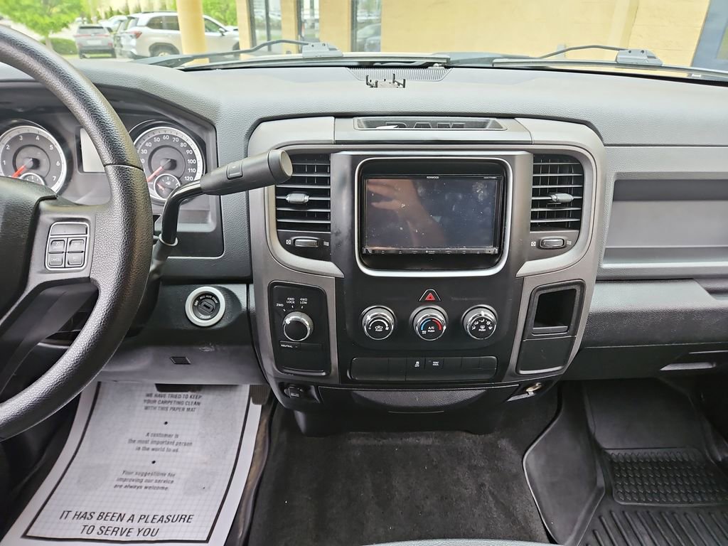 Used 2015 RAM 1500 Express image 18