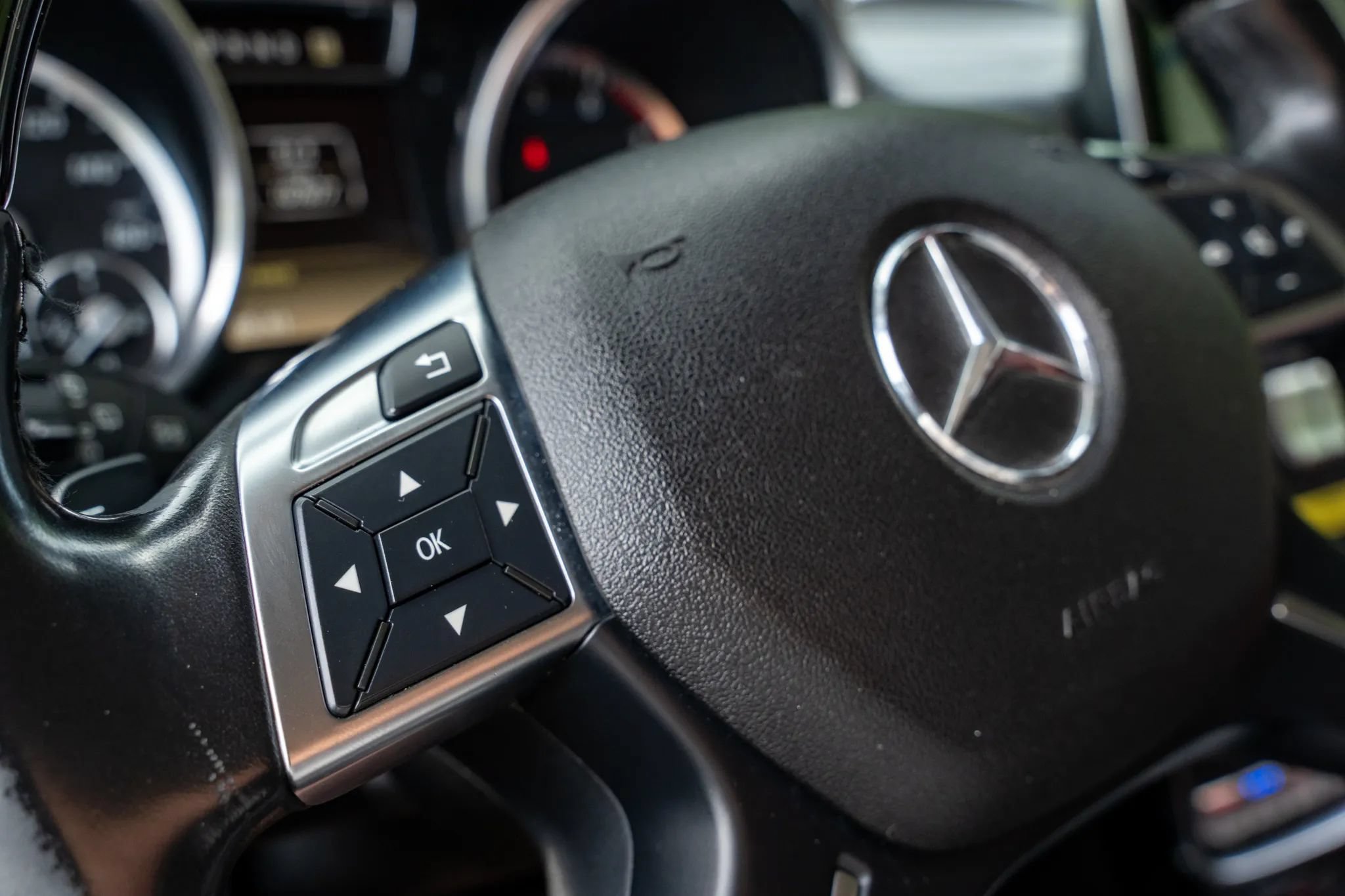 Used 2015 Mercedes-Benz G 550 image 28