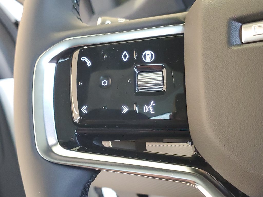 New 2026 Land Rover Discovery Sport Landmark AWD/4WD image 18