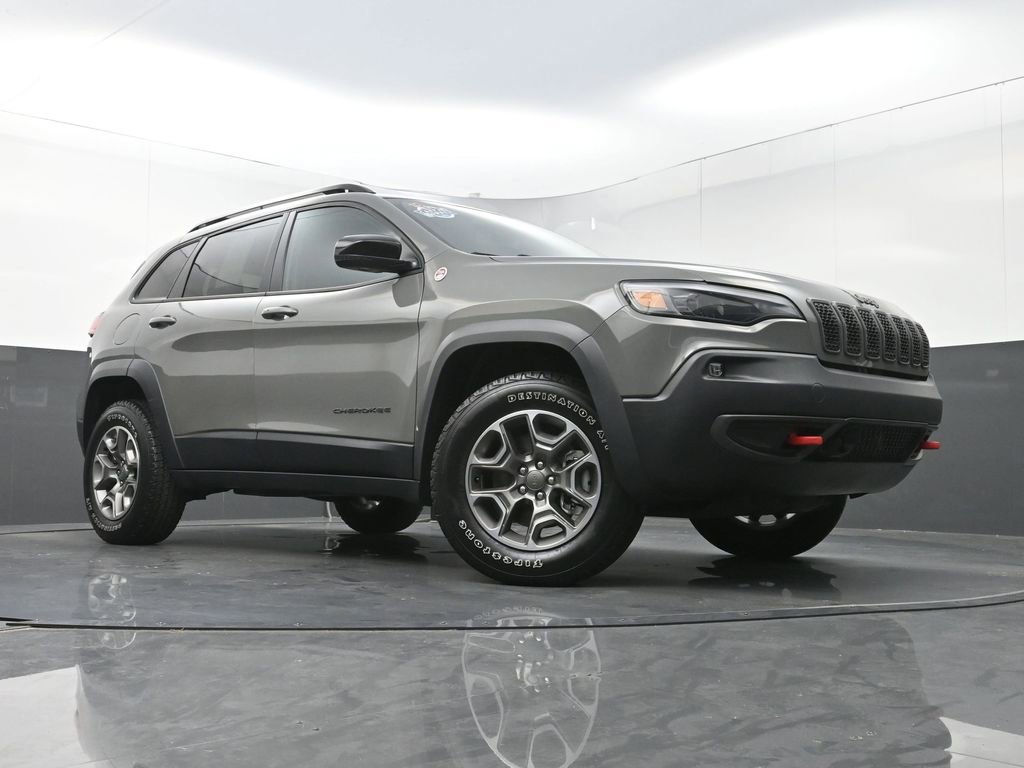 Used 2022 Jeep Cherokee Trailhawk image 23