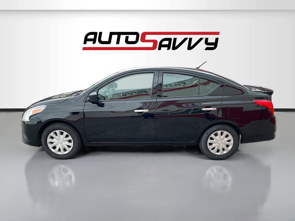 Used 2019 Nissan Versa SV FWD image 4