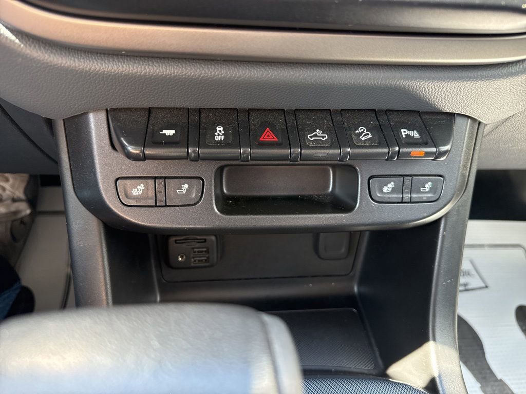 Used 2020 Chevrolet Colorado Z71 image 29