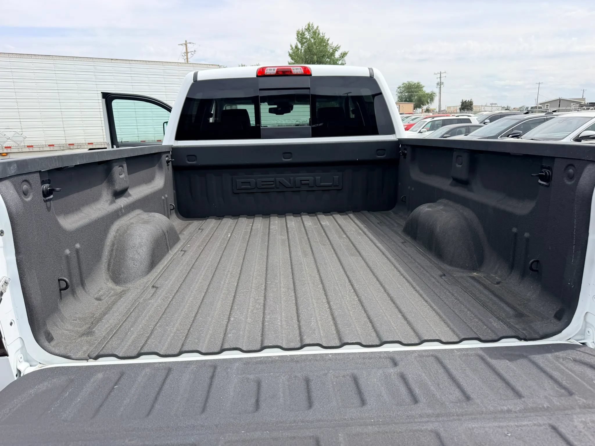 Used 2016 GMC Sierra 3500 Denali w/ Duramax Plus Package AWD/4WD image 13