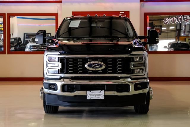 Used 2023 Ford F350 Lariat w/ Lariat Ultimate Package AWD/4WD image 10