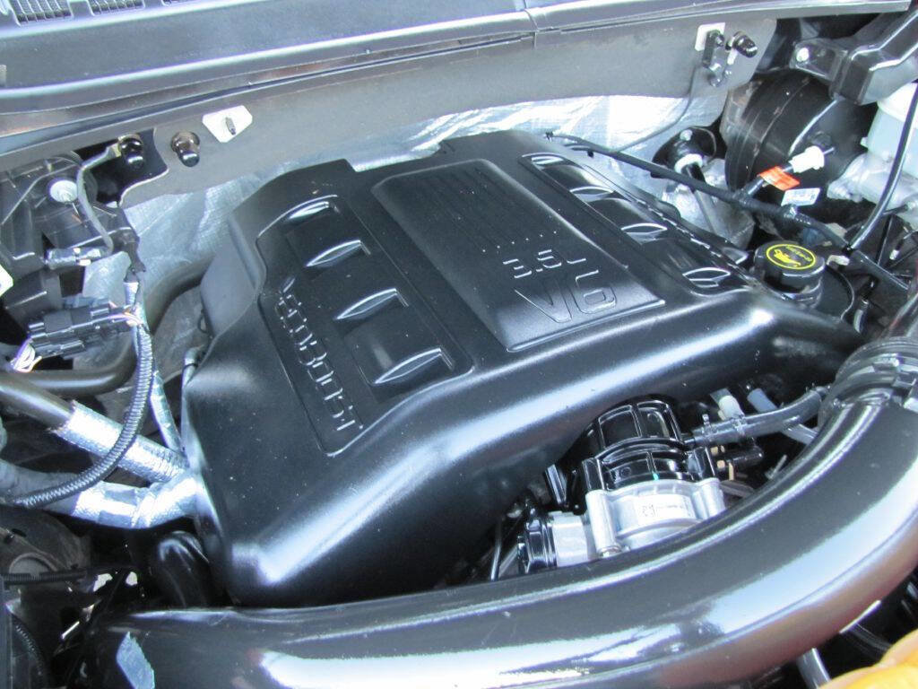 Used 2015 Ford F150 XLT w/ Equipment Group 302A Luxury image 38