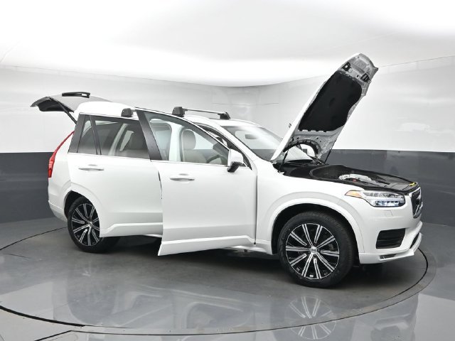 Used 2023 Volvo XC90 B5 Core w/ Protection Package Premier AWD/4WD image 46