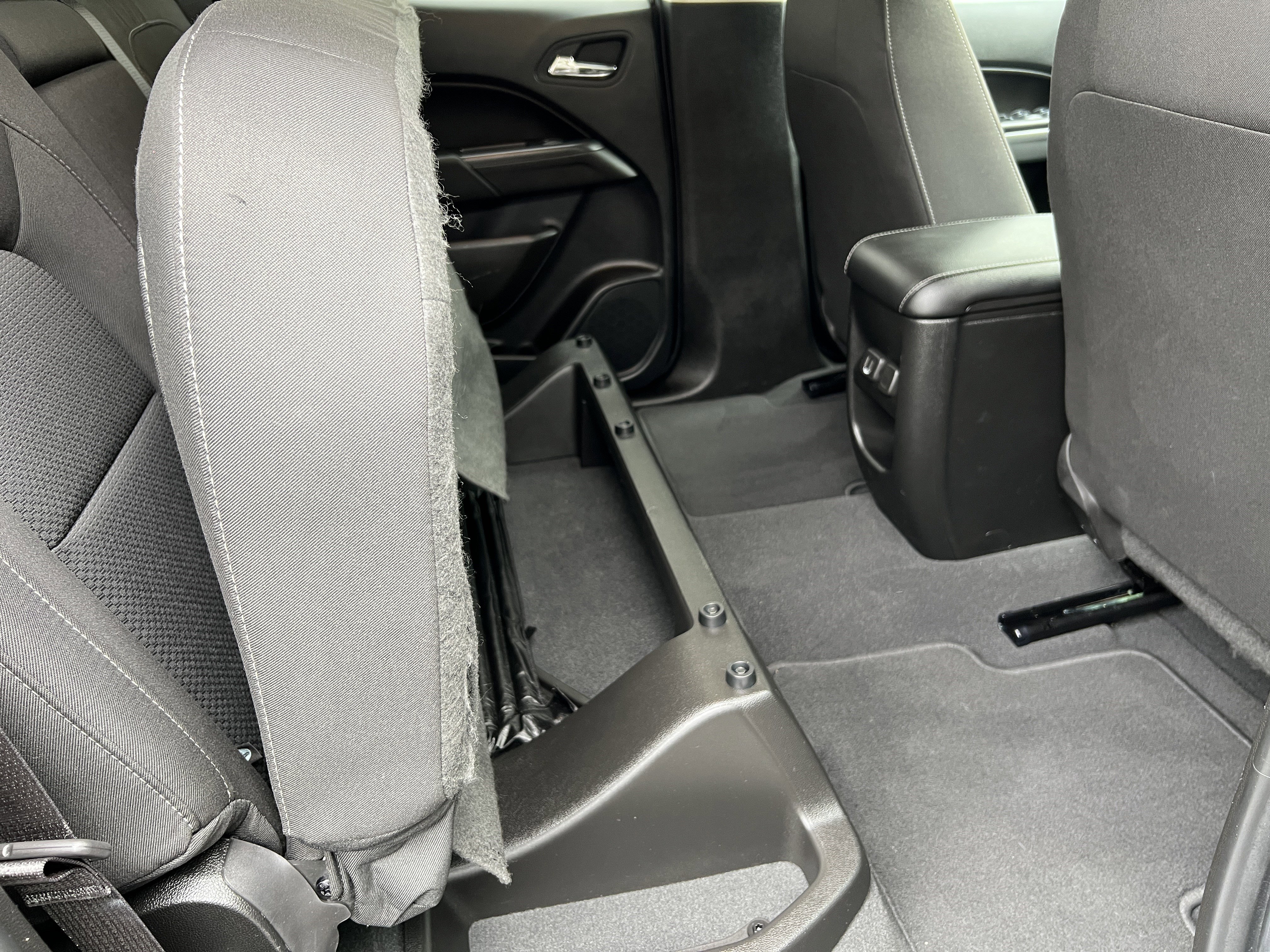 Used 2022 Chevrolet Colorado LT w/ LT Convenience Package AWD/4WD image 19