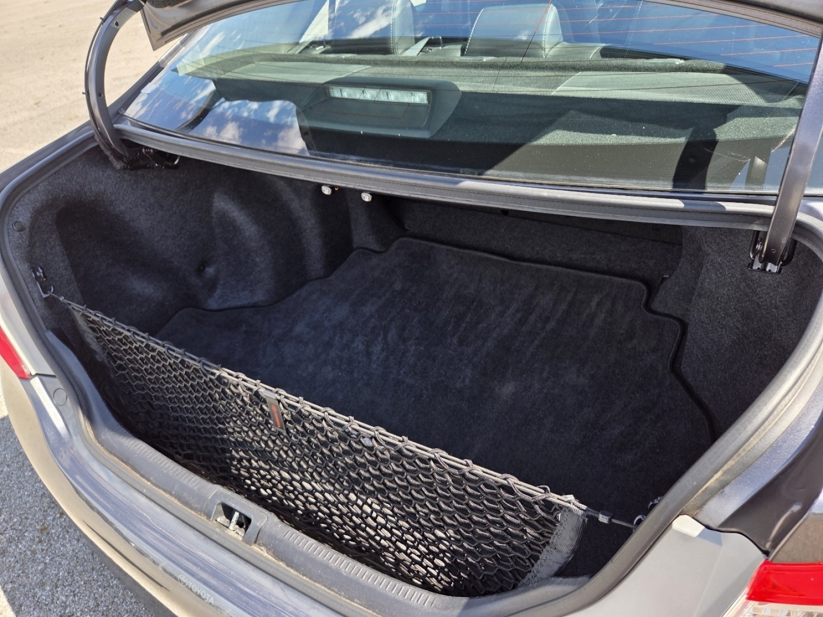 Used 2013 Toyota Camry SE FWD image 16