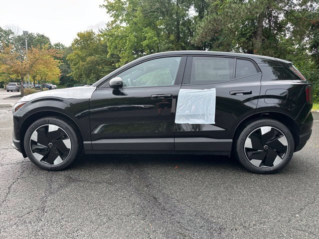 New 2026 Volvo EX30 Ultra w/ Protection Package Premier AWD/4WD image 4